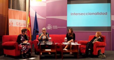 La discriminación interseccional que sufren las mujeres gitanas protagoniza el informe “Discriminación y comunidad gitana 2018” de la Fundación Secretariado Gitano La discriminación interseccional que sufren las mujeres gitanas protagoniza el informe “Discriminación y comunidad gitana 2018” de la Fundación Secretariado Gitano