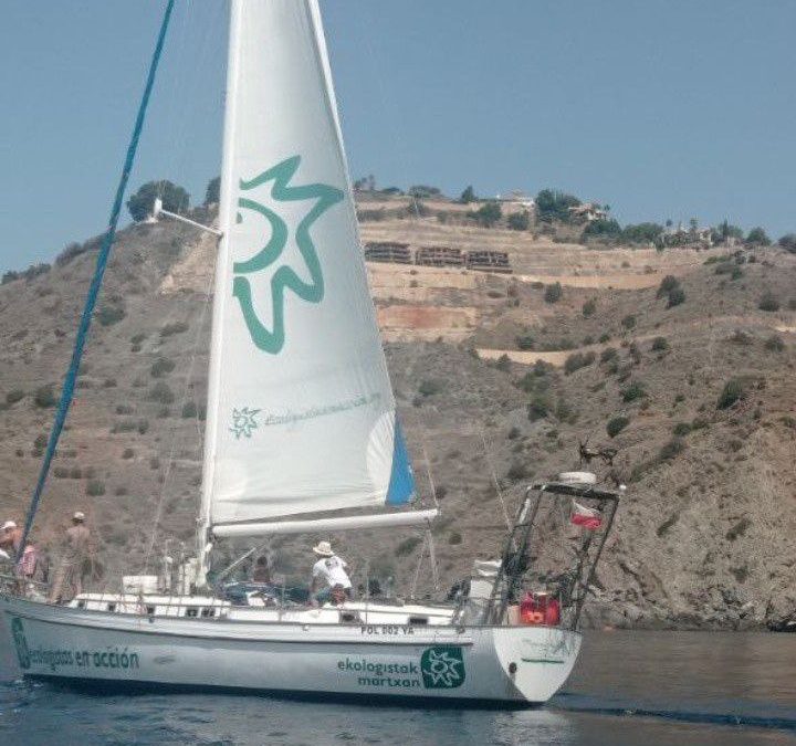El velero “Diosa Maat” de Ecologistas en Acción ha iniciado su campaña “Por el Mar de Alborán” en defensa de este mar y sus costas del Mediterráneo español y del Norte de África