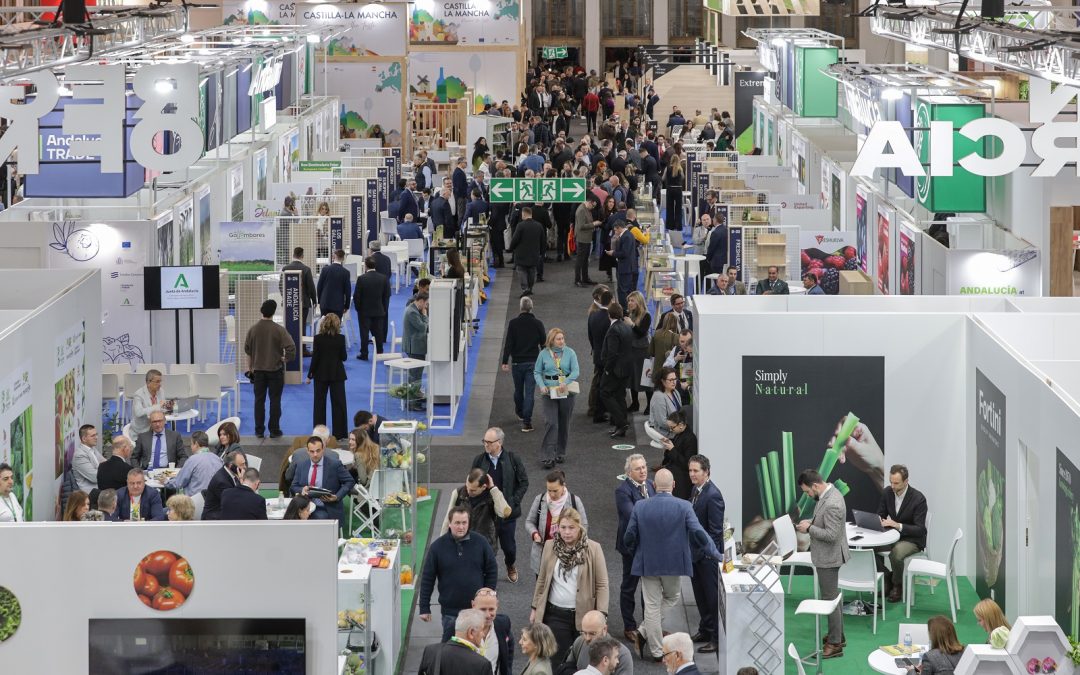 Ecologistas en Acción se moviliza contra el encuentro del lobby hortifrutícola en la feria Fruit Logistica en Berlín