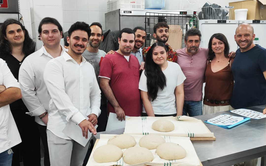 Los alumnos del curso de especialización en IA y Big Data del IES Gran Capitán presentan la Panader-IA